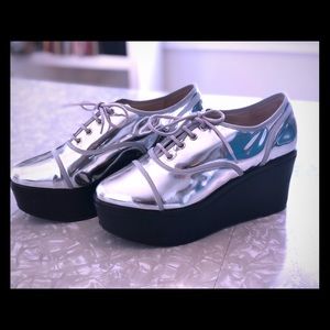 Schutz Platform Silver Metallic Oxford NIB